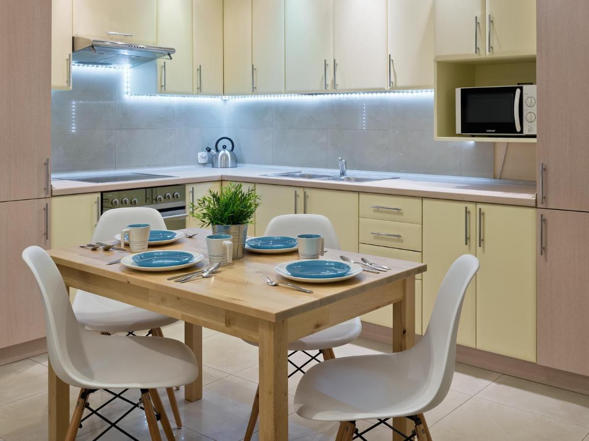 Aurora Apartments - Old Town كراكوفيا الغرفة الصورة