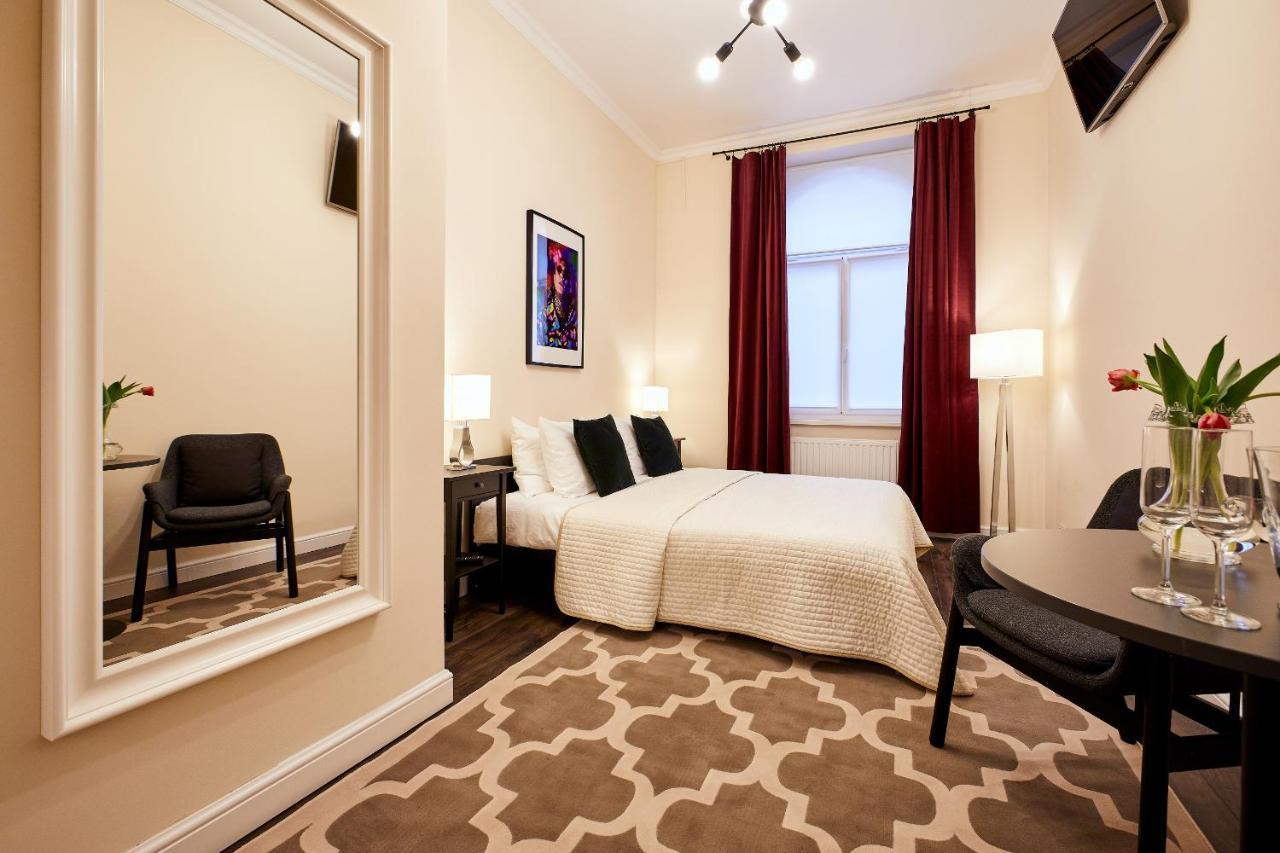 Aurora Apartments - Old Town كراكوفيا الغرفة الصورة